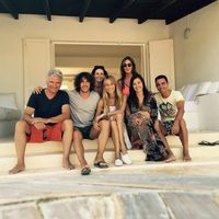 Carles Puyol y Vanesa Lorenzo con Xavi Hernández y Nuria Cunillera en Ibiza