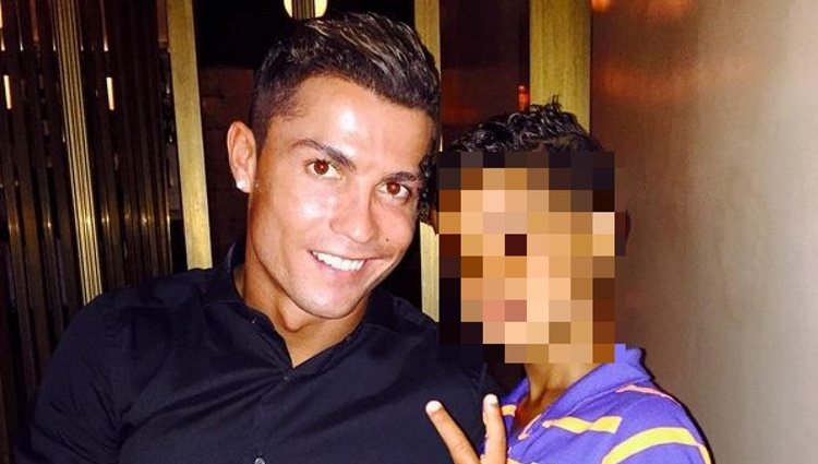 Cristiano Ronaldo, de cena con su hijo Cristiano Jr.