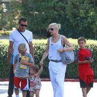 Gwen Stefani y Gavin Rossdale con sus hijos