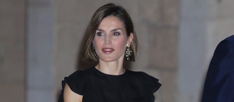 La Reina Letizia en la recepción a las autoridades y la sociedad balear en Mallorca