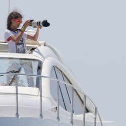 Victoria de Marichalar hace fotos a las regatas de la Copa del Rey de Vela 2015