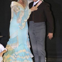 José Ortega Cano y Ana María Aldón en un desfile benéfico en el Puerto de Santa María