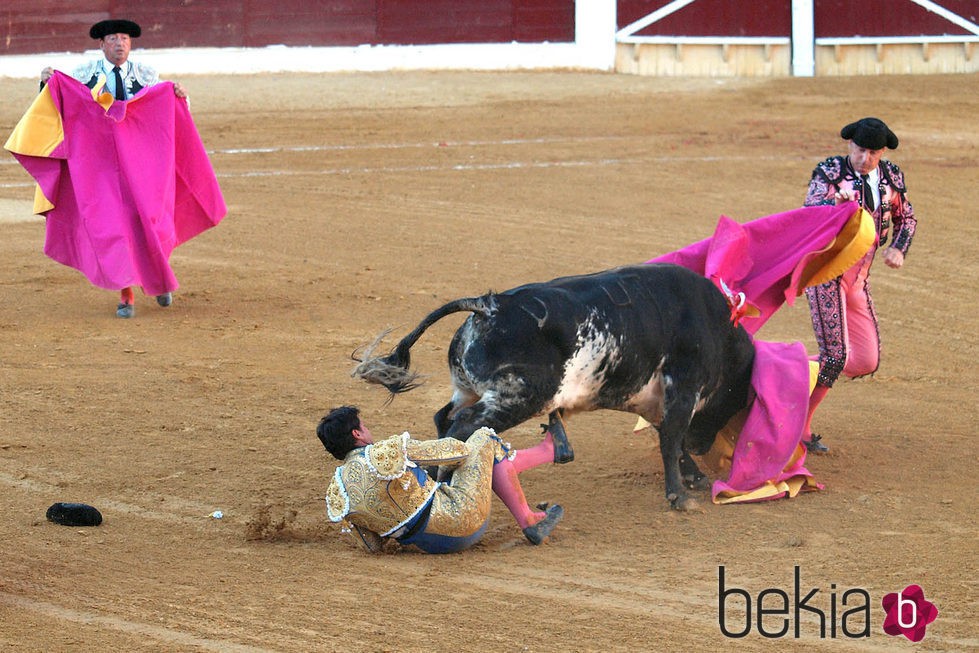 Fran Rivera, grave tras ser corneado en Huesca