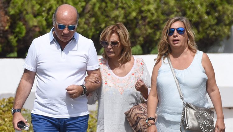 María Teresa Campos, Carmen Borrego y José Carlos Bernal en Marbella