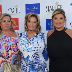 Carmen Borrego, María Teresa Campos y Terelu Campos en el concierto de Enrique Igieslas en Marbella