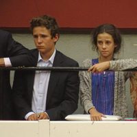 La Infanta Elena, Froilán y Victoria de Marichalar en una corrida de toros en San Sebastián