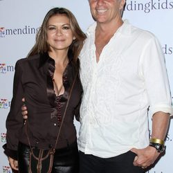 Nia Peeples con su marido Sam George 