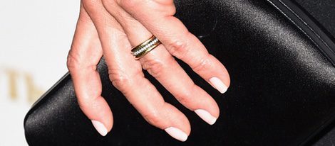 La alianza de casada de Jennifer Aniston: un anillo de oro y diamantes