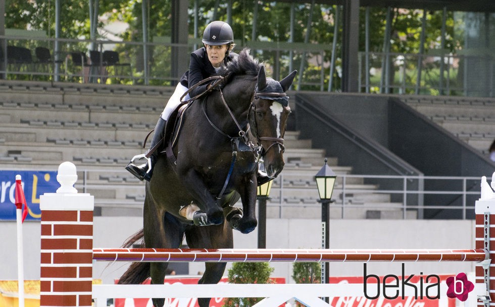 Marta Ortega en el Concurso de Saltos de Gijón