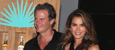 Cindy Crawford y Rande Gerber presenntando su marca de tequila en Ibiza