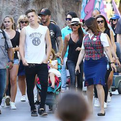 Los Beckham disfrutan de un día en familia en Disneyland