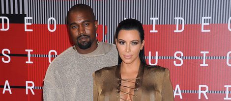 Kim Kardashian y Kanye West en los Video Music Awards 2015