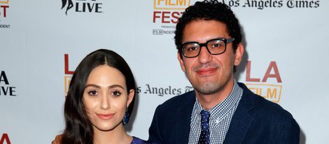 Emmy Rossum y su novio Sam Esmail 