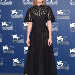 Dakota Johnson presenta en la Mostra de Venecia 2015 la película 'Black Mass'