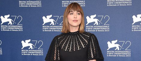 Dakota Johnson presenta en la Mostra de Venecia 2015 la película 'Black Mass'