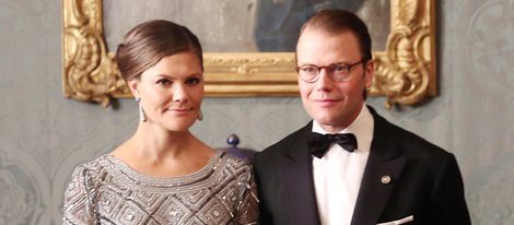 La Princesa Victoria de Suecia con el Príncipe Daniel en una cena de gala tras anunciar su segundo embarazo