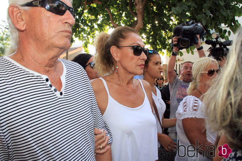 Rosa Benito en la procesión de la Virgen de Regla 2015