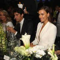 Irina Shayk y Cayetano Rivera en una fiesta de Porcelanosa en Nueva York