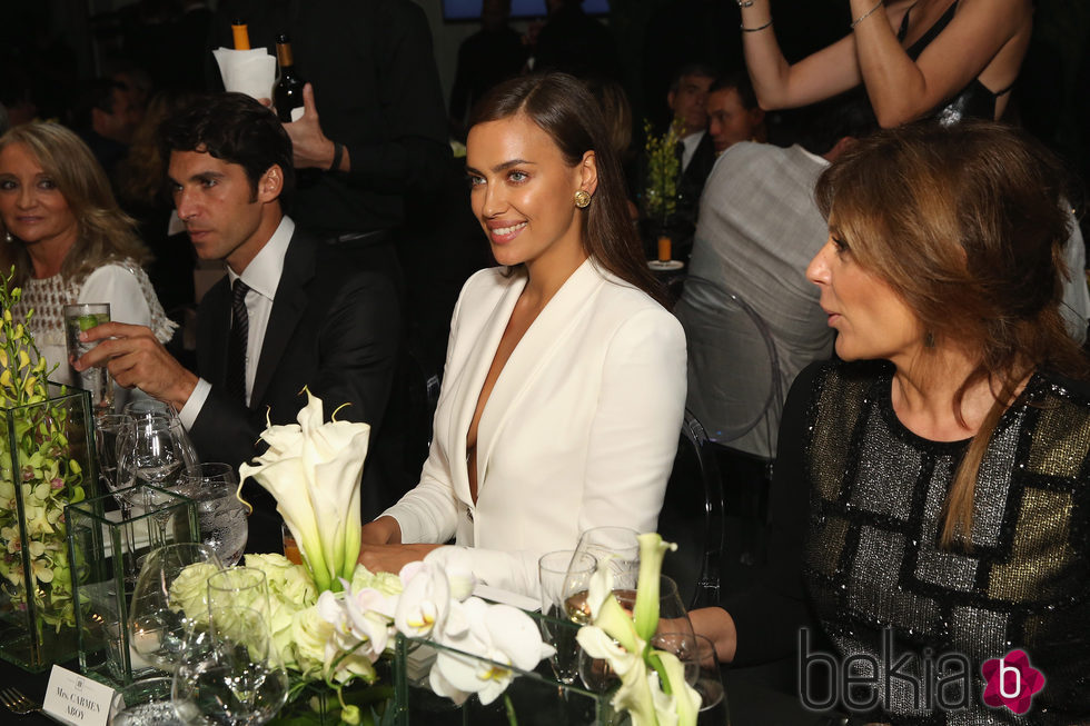 Irina Shayk y Cayetano Rivera en una fiesta de Porcelanosa en Nueva York