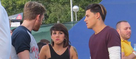 Angy y su novio con Pablo Rivero en el Festival DCode 2015