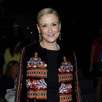 Cristina Cifuentes en el front row de Agatha Ruiz de la Prada durante la Madrid Fashion Week 2015