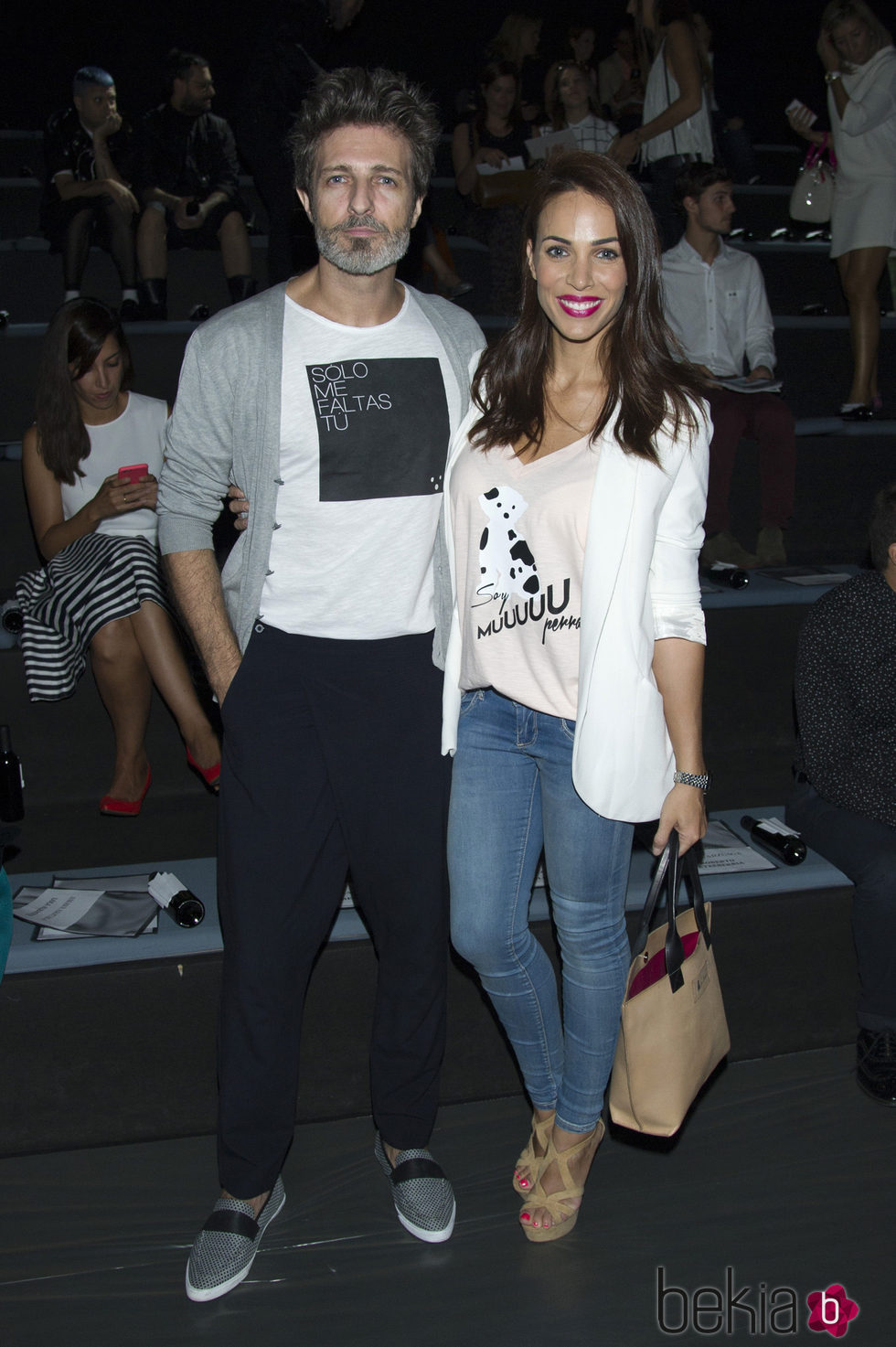 Jesús Olmedo y Nerea Garmendia en el front row de Amaya Arzuaga en Madrid Fashion Week primavera/verano 2015