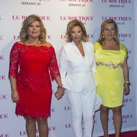 Terelu Campos con María Teresa Campos y Carmen Borrego en su 50 cumpleaños