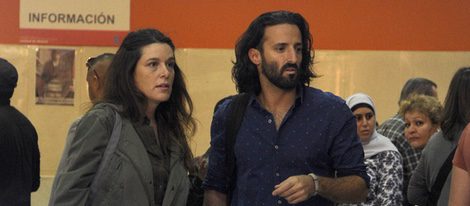 Raquel Sánchez Silva y Matías Dumont inscriben a Mateo y Bruno en el Registro Civil