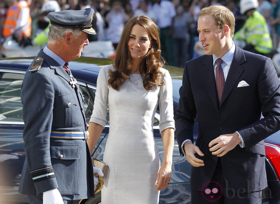 Los Duques de Cambridge en el Royal Marsden Hospital de Belmont