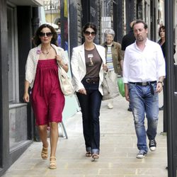 Aitana Sánchez Gijón, Maribel Verdú y Antonio Molero