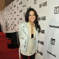 Michelle Rodriguez en el lanzamiento de 'Rage'