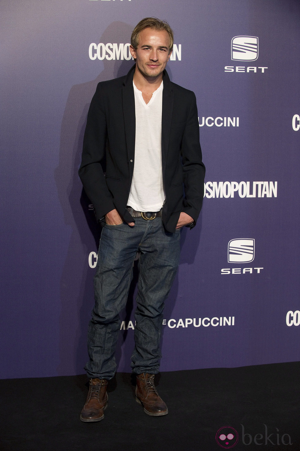 Jesse Johnson en los Premios Cosmopolitan Fun Fearless Female 2011