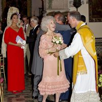 Cayetana de Alba , feliz en la ceremonia religiosa de su enlace con Alfonso Díez