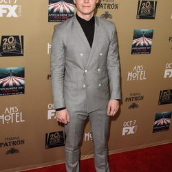 Evan Peters en la presentación de 'American Horror Story:Hotel'