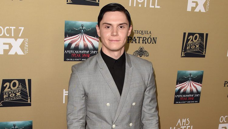 Evan Peters en la presentación de 'American Horror Story:Hotel'