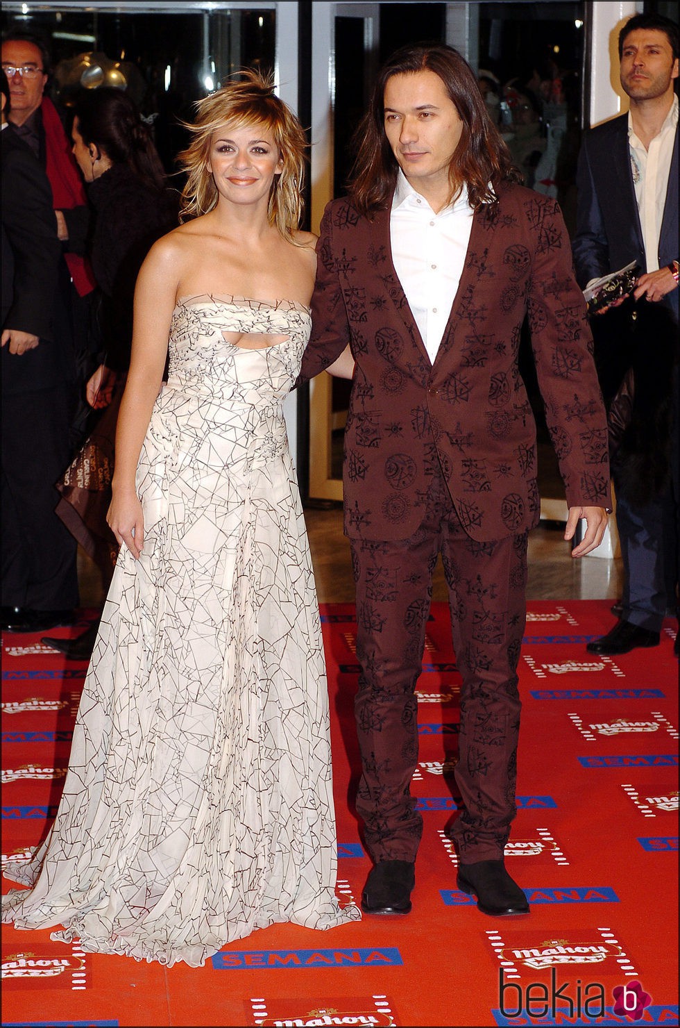 María Adánez y Alberto Caballero en los Goya 2005