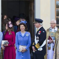 La Reina Silvia y el Rey Carlos XVI en el bautizo del Prícipe Nicolás Pablo Gustavo de Suecia 