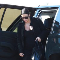 Kim Kardashian, junto a Kris Jenner, visita a Lamar Odom al hospital