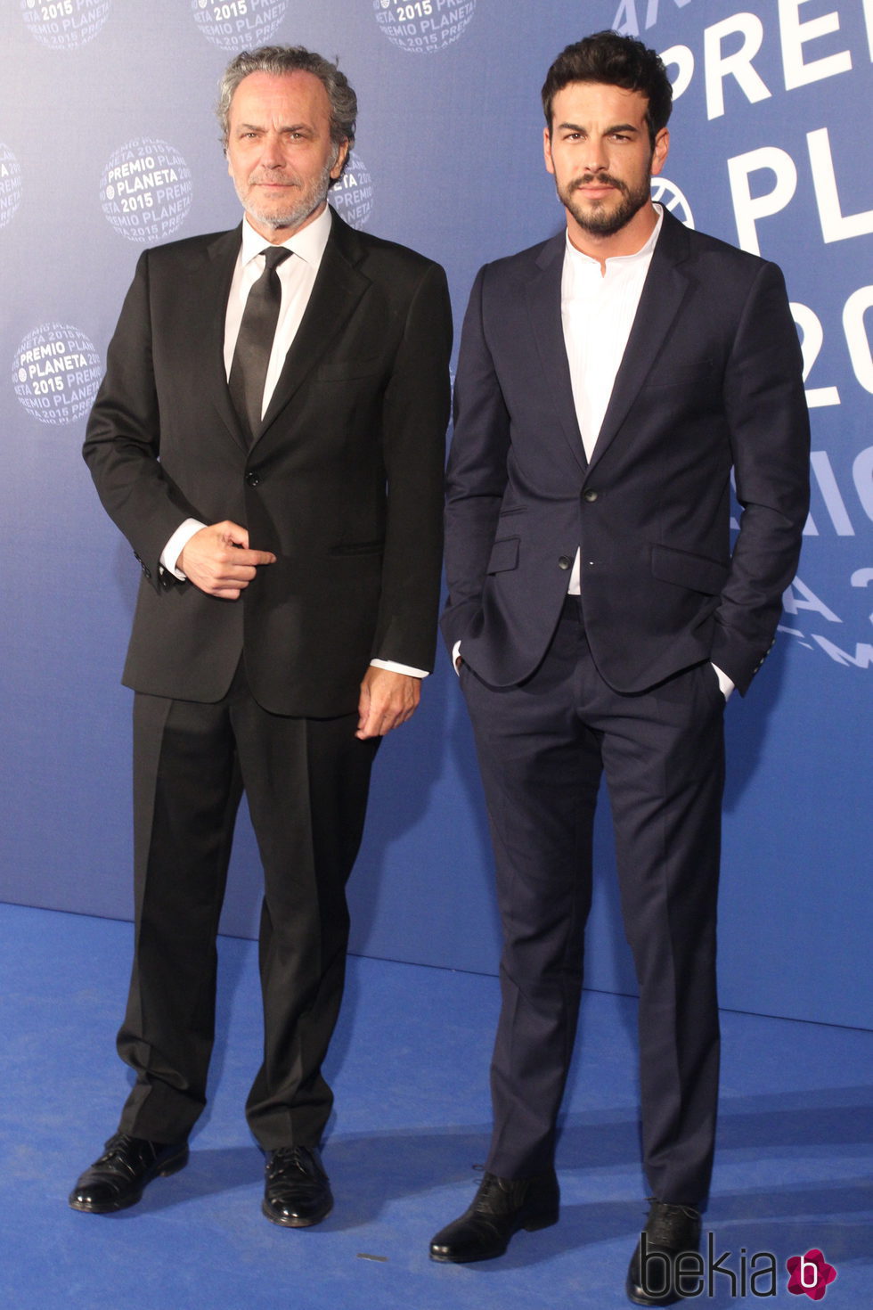 José Coronado y Mario Casas en la entrega del Premio Planeta 2015