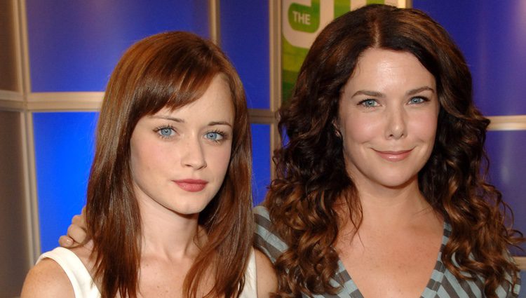 Alexis Bledel y Lauren Graham, protagonistas de 'Las chicas Gilmore'