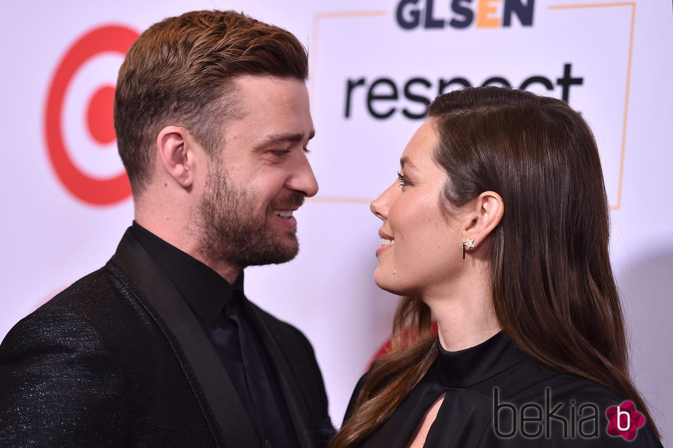 Justin Timberlake y Jessica Biel muy acaramelados