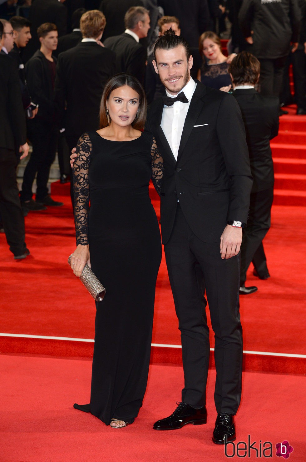 Gareth Bale y Emma Rhys-Jones en el estreno de 'Spectre'