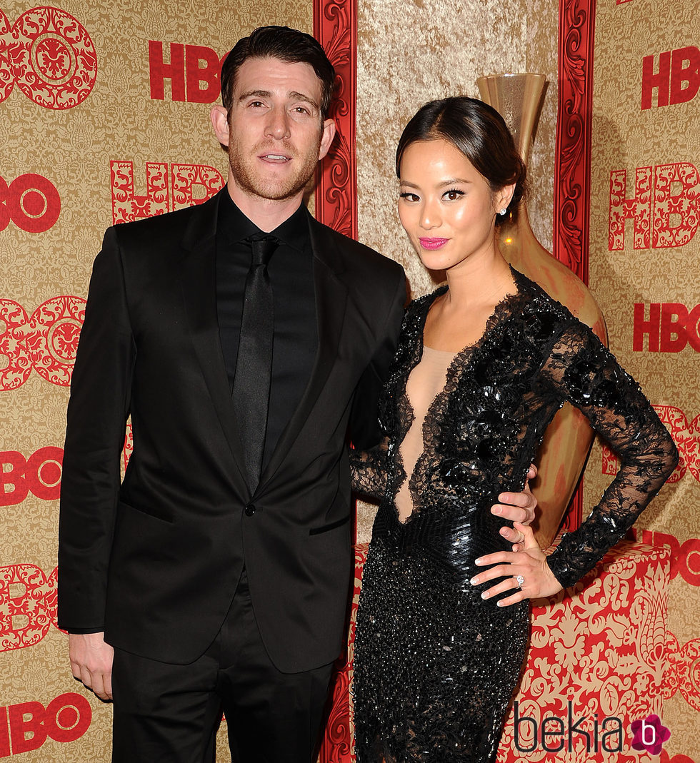 Jamie Chung y Bryan Greenberg en los Globos de Oro 2014