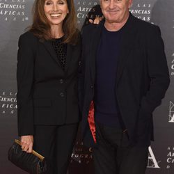 Ana Belén y Víctor Manuel en la doble entrega de la Medalla de Oro de la Academia