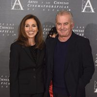 Ana Belén y Víctor Manuel en la doble entrega de la Medalla de Oro de la Academia