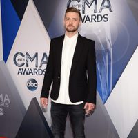 Justin Timberlake en los CMA Awards 2015