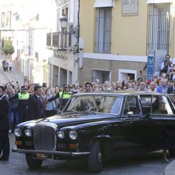 Coche con Cayetano Rivera llegando a su boda con Eva González