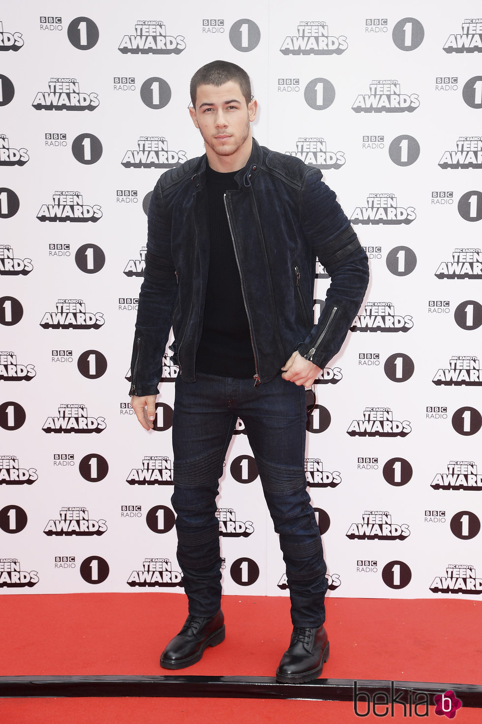 Nick Jonas en los Teen Awards 2015