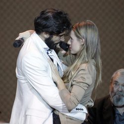 Álex García y Manuela Vellés, muy cómplices