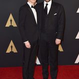 Paul Dano y John Cusack en los Governors Awards 2015